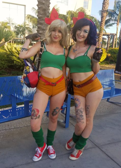sexy sdcc cosplayers